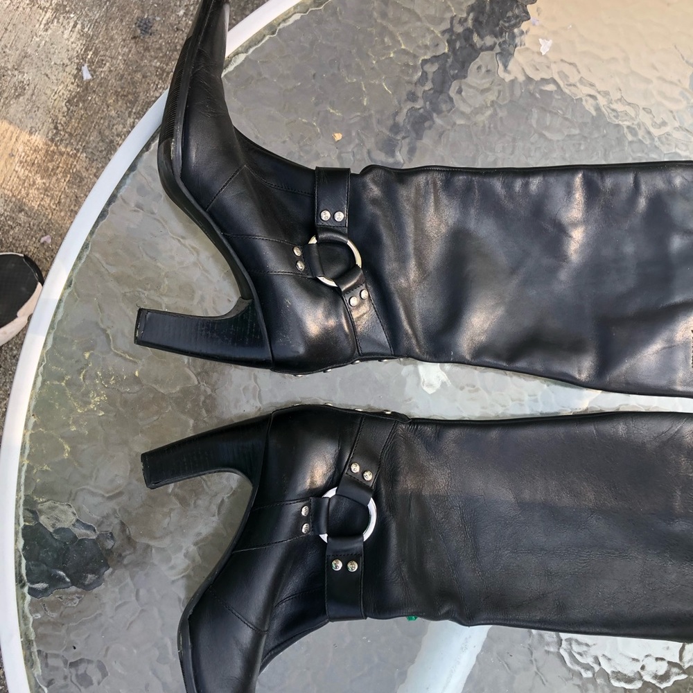 Woman’s Harley Davidson boots